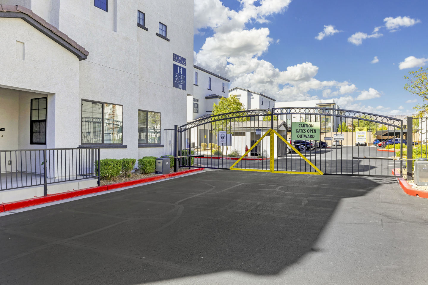 The Michael B Townhomes and Flats Image 6