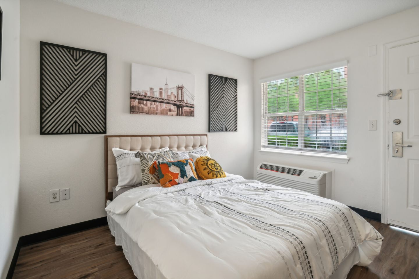 Vivo Living Forrest Hills Image 2