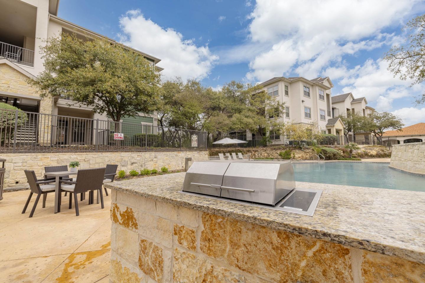 Pecan Springs Image 16
