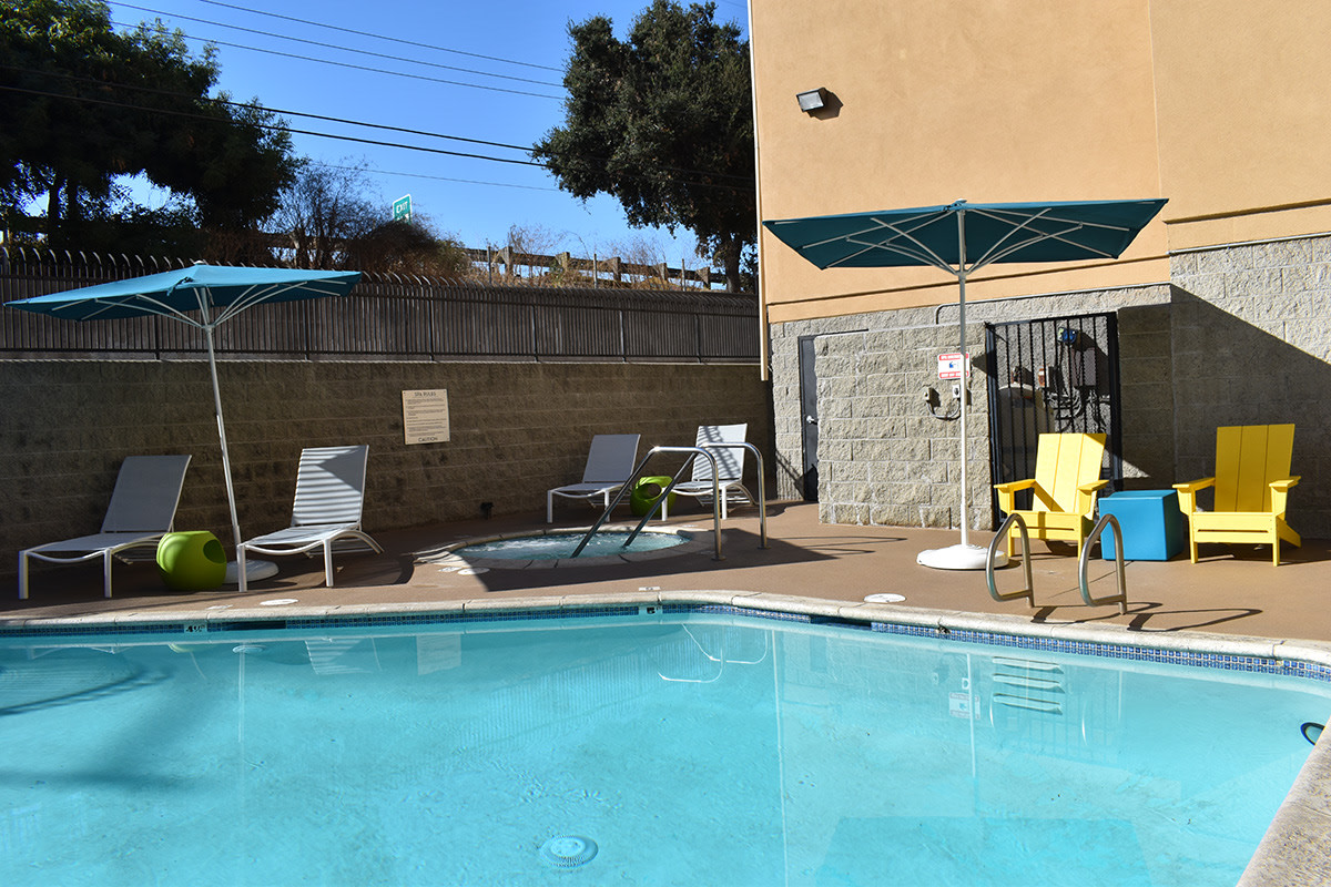 Encino Palms Image 4