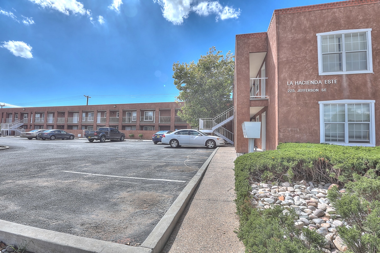 Hacienda Este Apartments Image 8