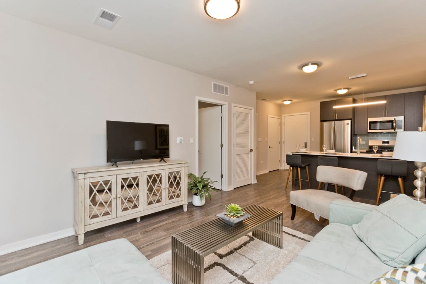 1552 N North Park Image 3