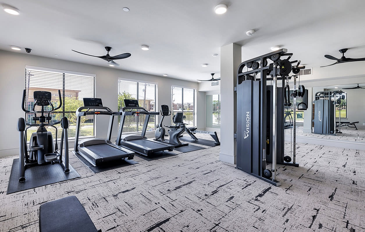 The Luxe at Lewisville Age 55+ Active Adult Apartment Homes Image 8