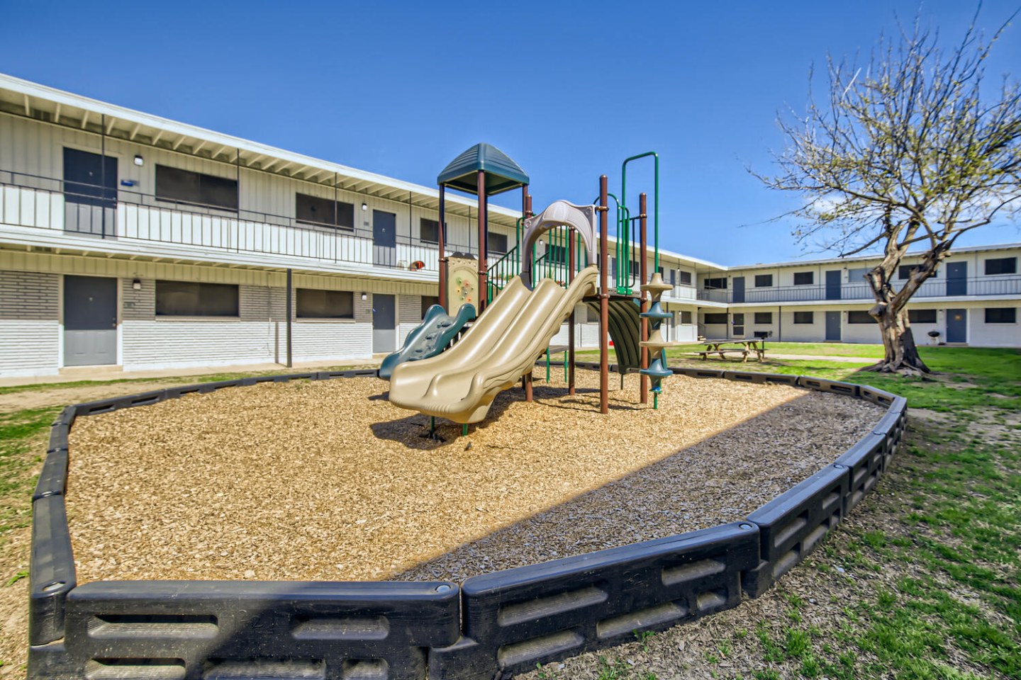 Mission Villas Image 4
