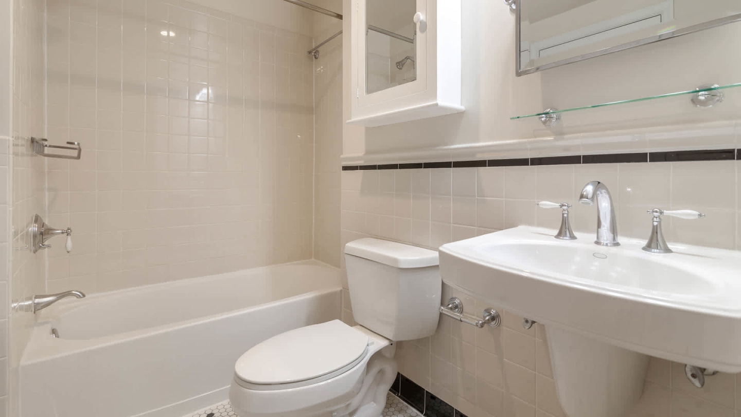 Alban Towers Image 27