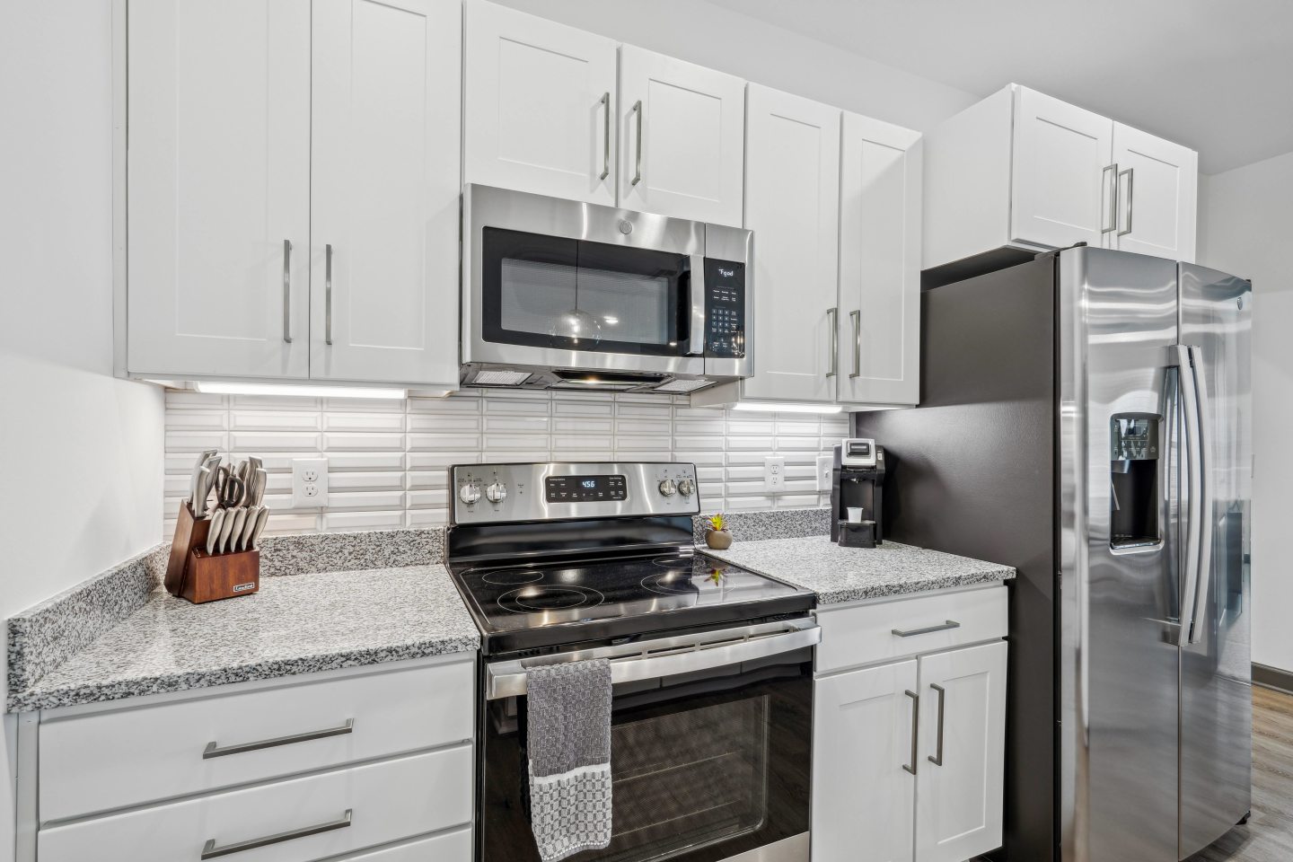 The Leo - 55+ Active Adult Apartment Homes Image 13