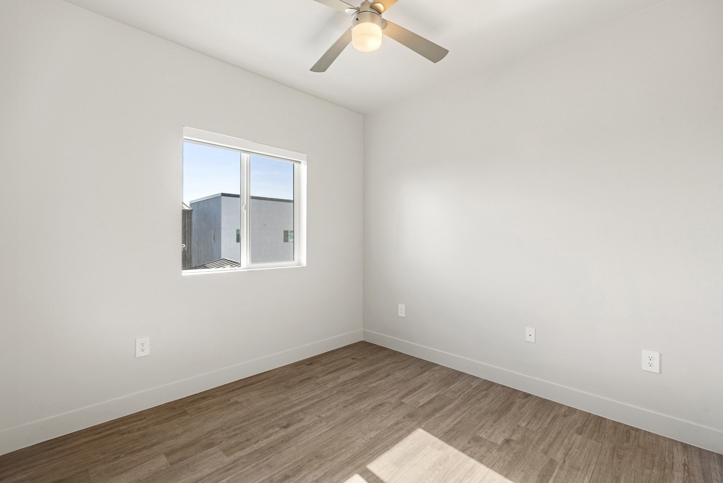 Second Avenue Commons Image 27
