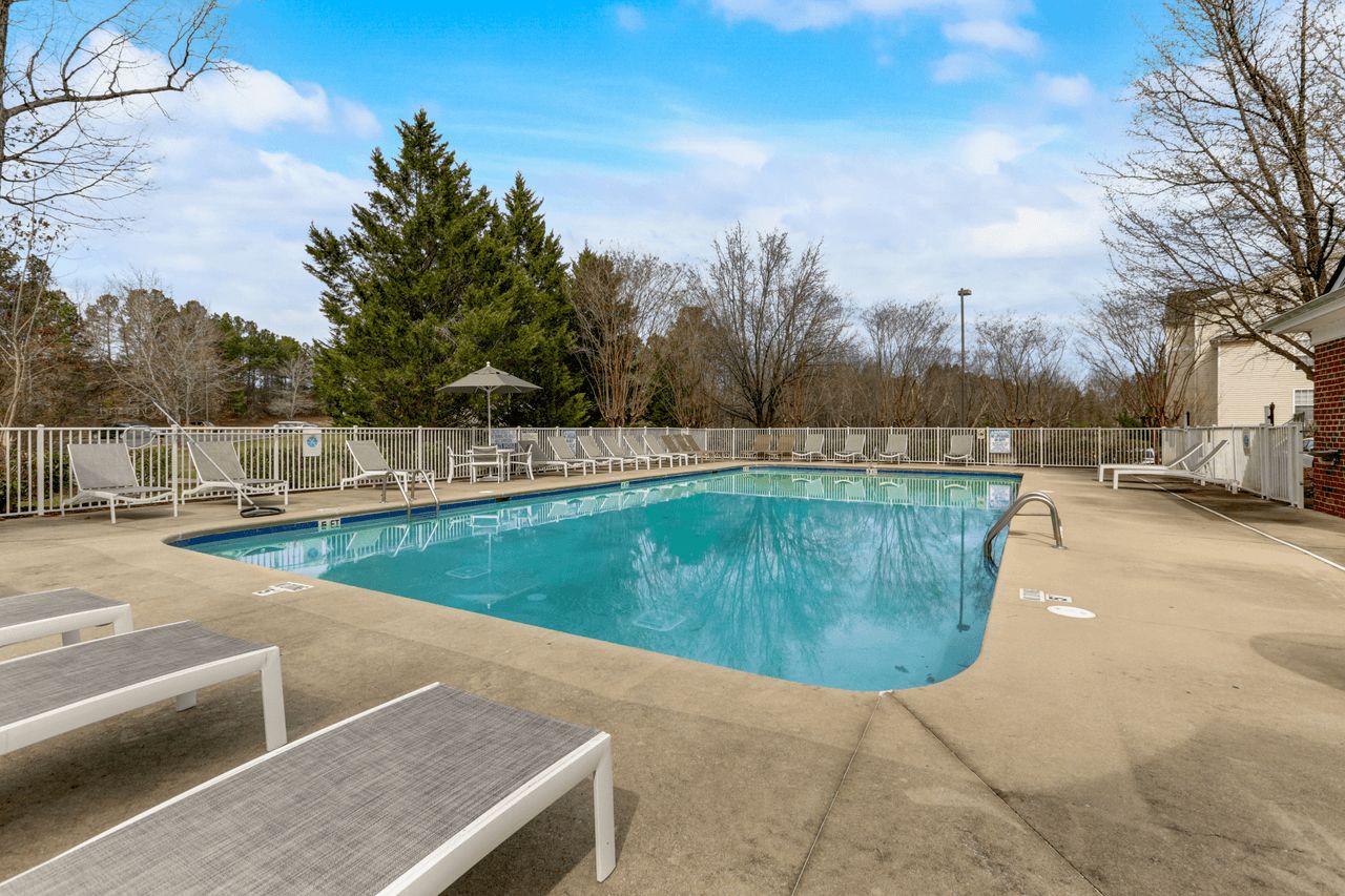 Forest Glen Image 17