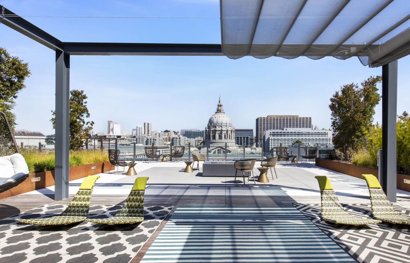100 Van Ness Image 20