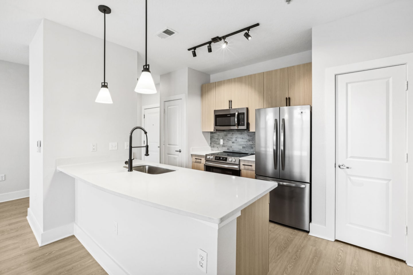 NoHo Flats Image 32