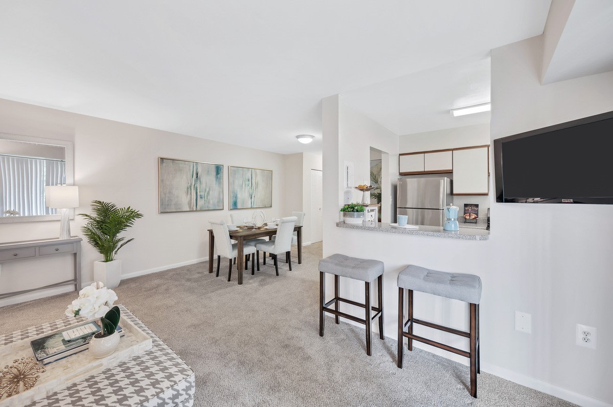 Margate Manor Apartments Image 3