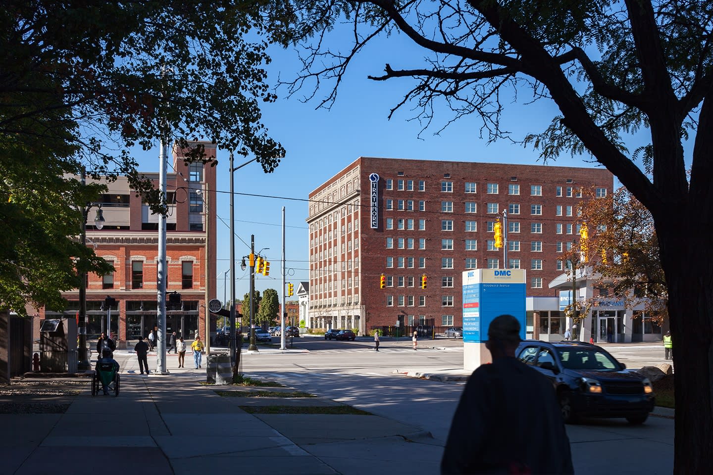 Strathmore Apartments Image 18