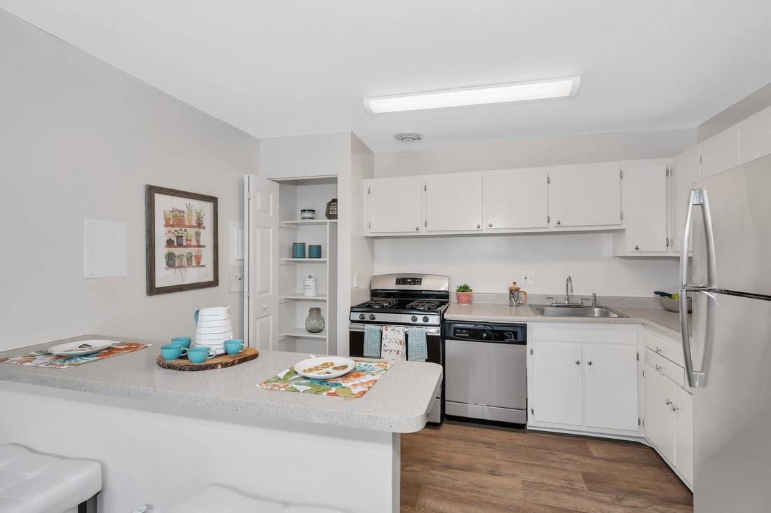 Hermitage Square Apartments Image 5