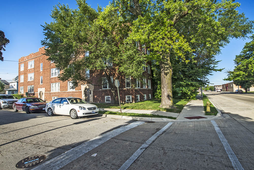 102 S 17th Ave Image 8