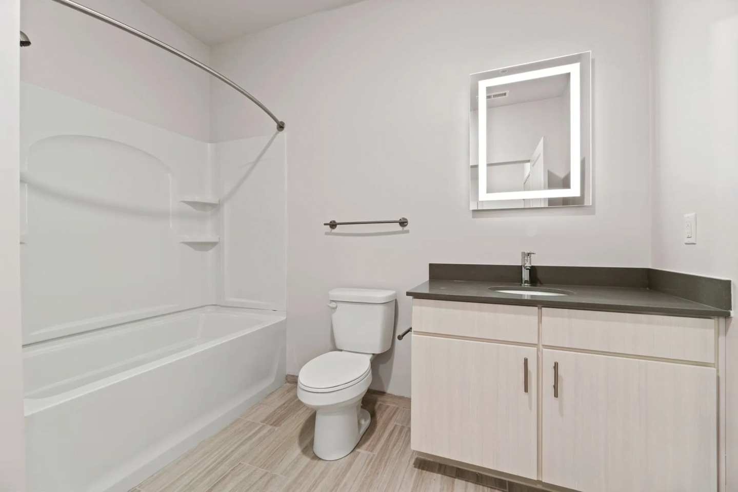 Metropolis Apartments Image 34