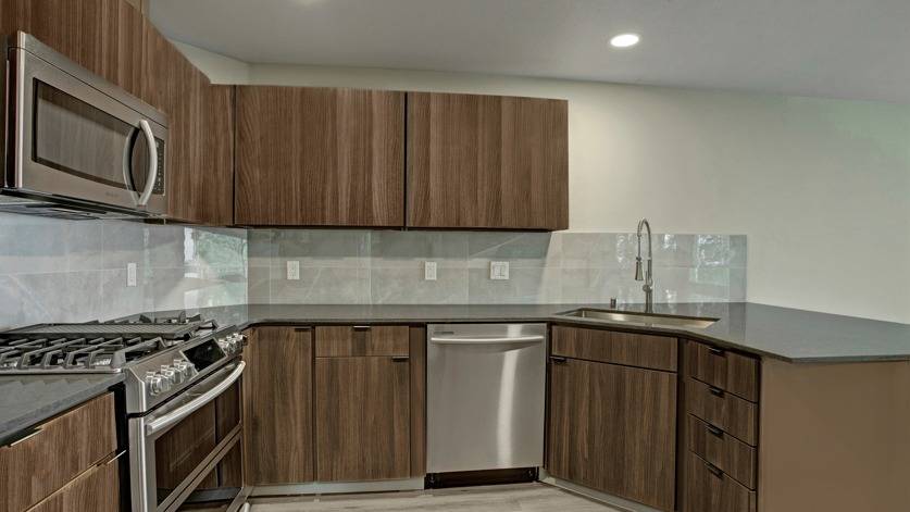 The Carillon Apartment Residences Image 34