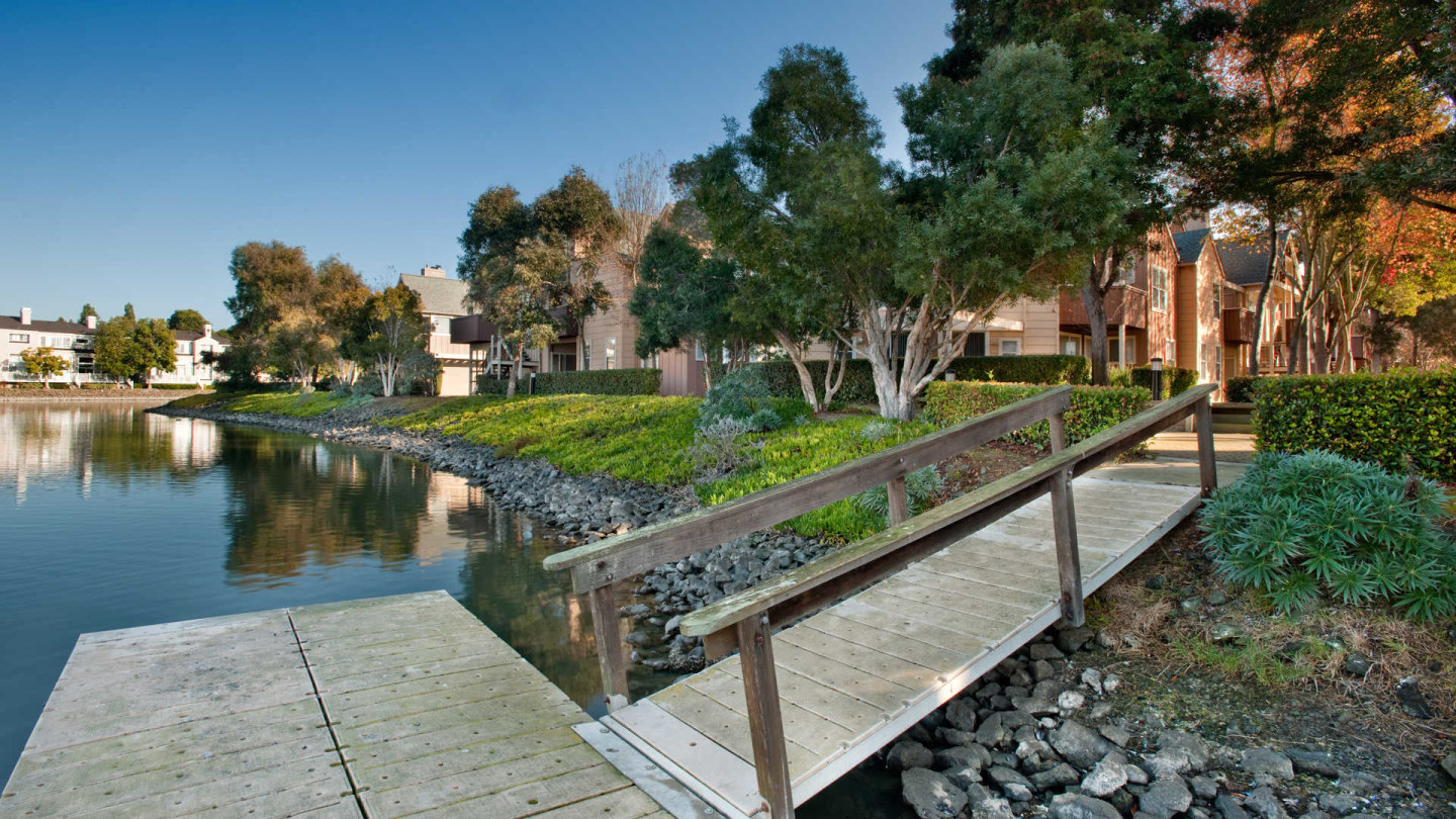 Riva Terra Apartments at Redwood Shores Image 20