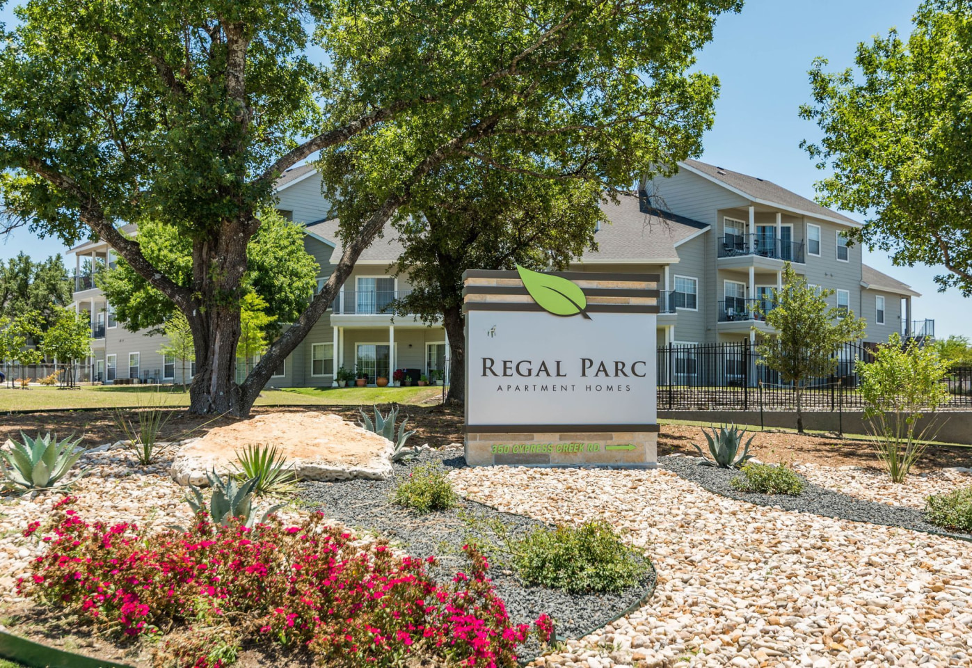 Regal Parc Apartment Homes Image 34