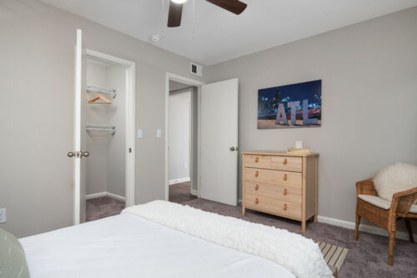 Oak Pointe Image 2