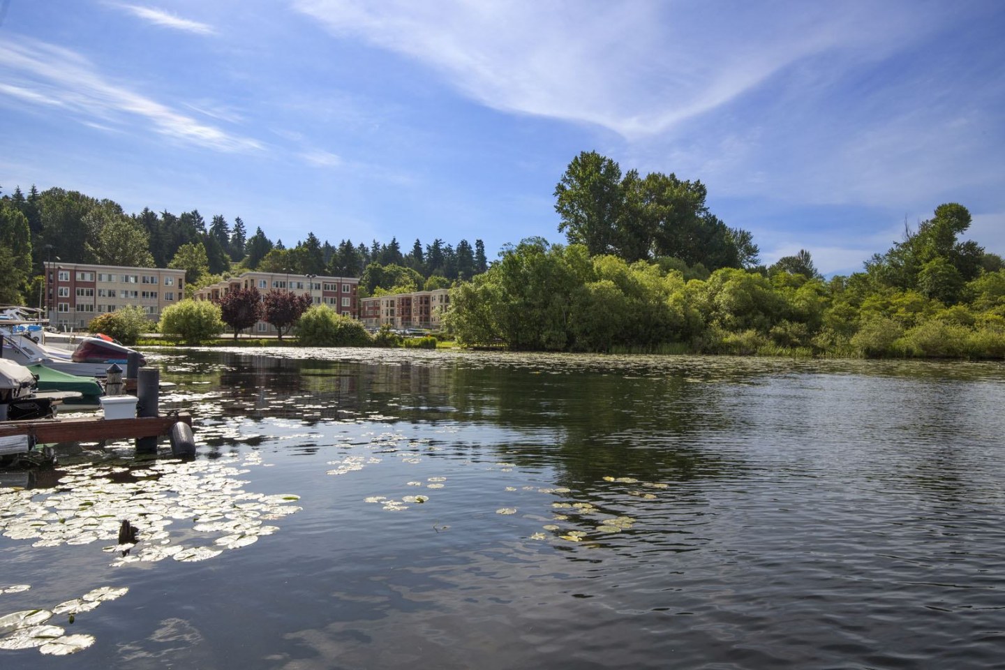 VILLAGGIO ON YARROW BAY Image 31