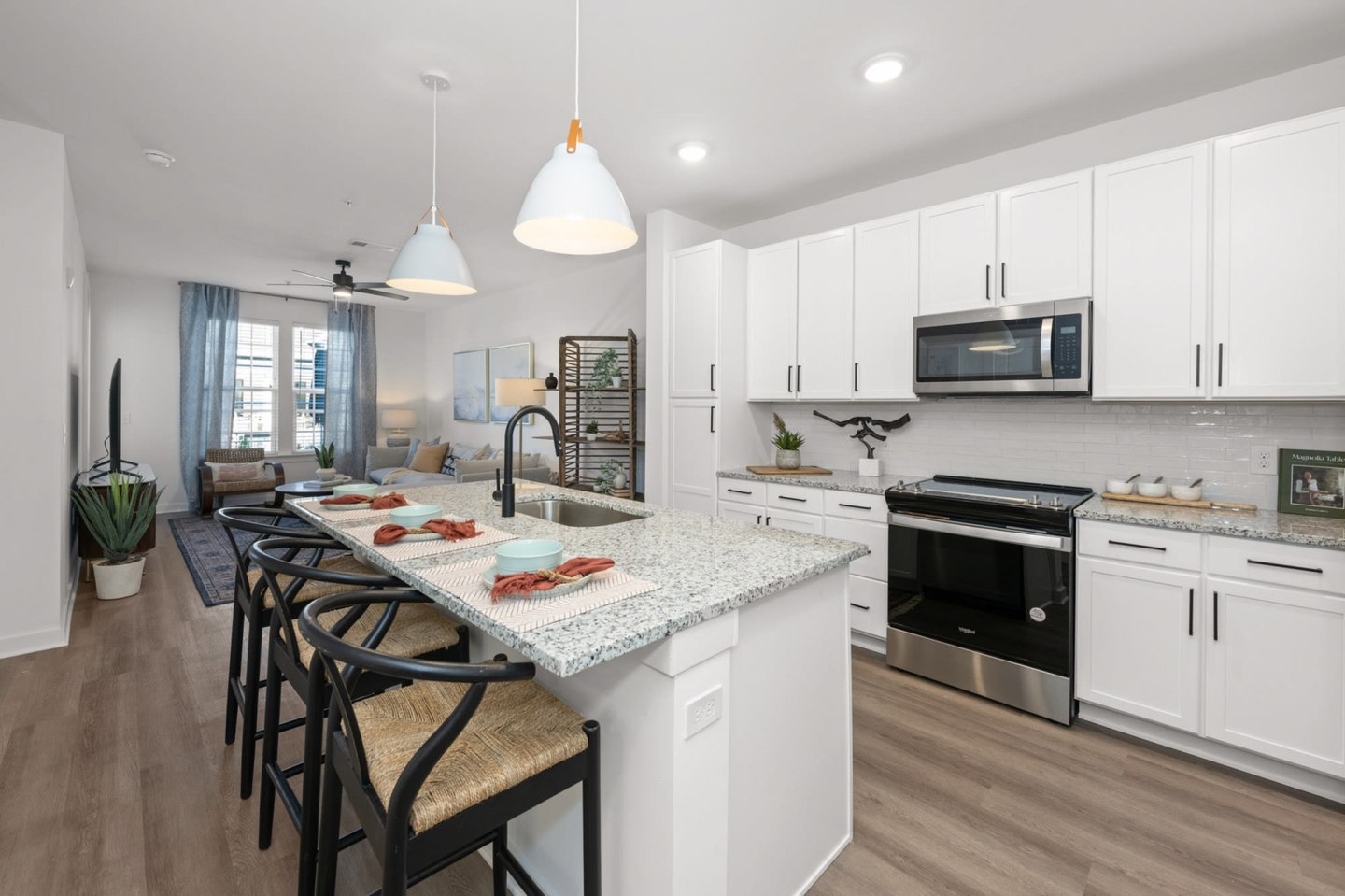 Olea Beach Haven Image 1