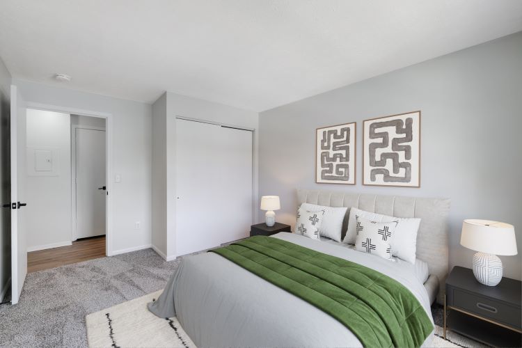 Lakeview Apartments Image 8