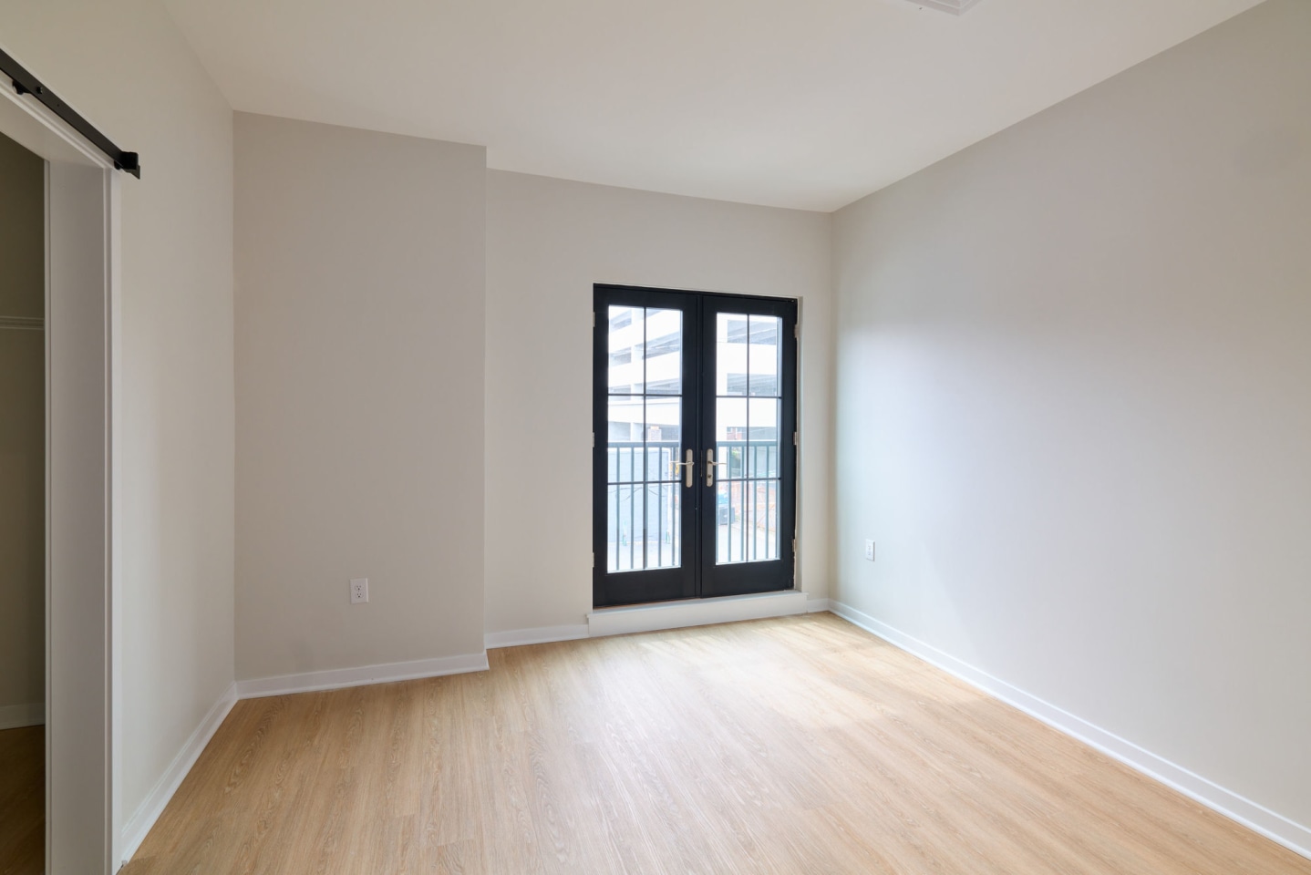 The Seville Apartments Image 34