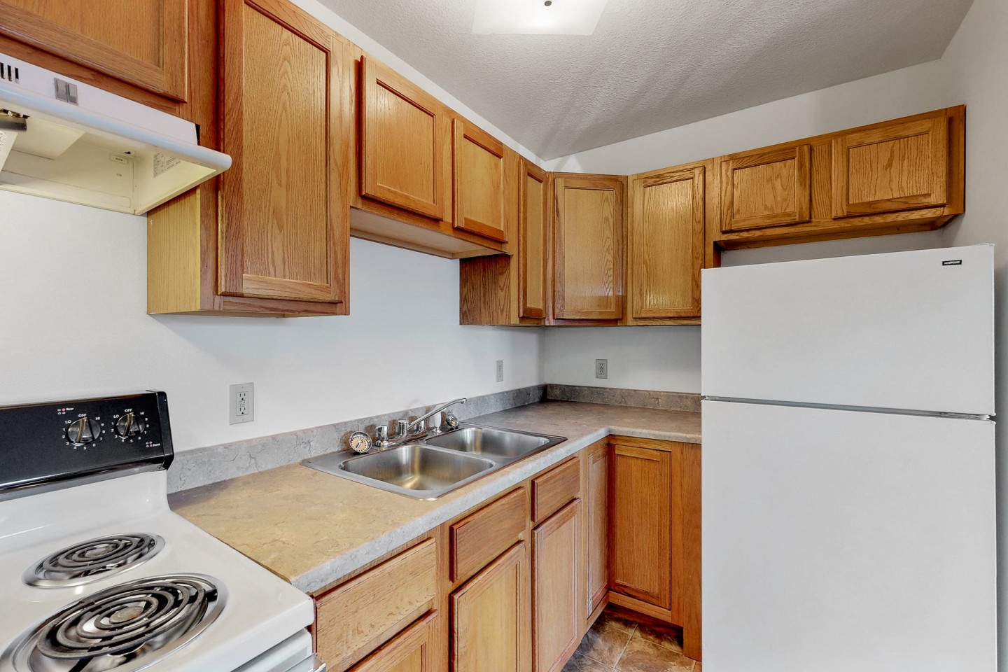 Ashford Apartments Image 33