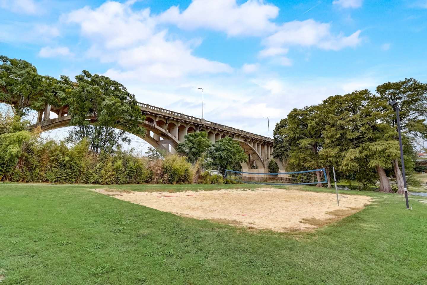 Riverbend Apartments Image 37