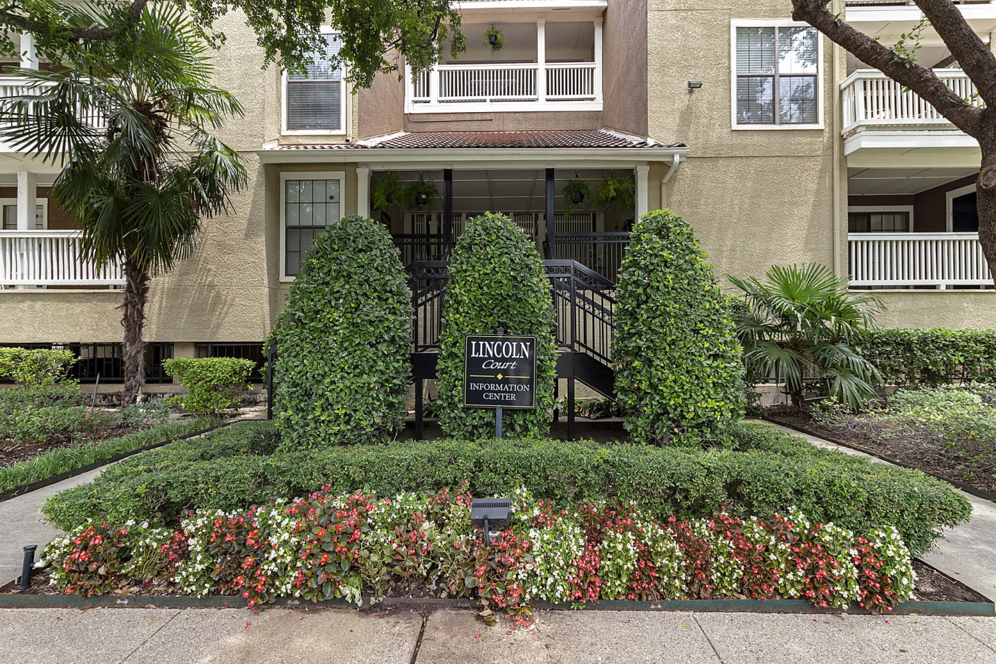 Lincoln Court Image 23
