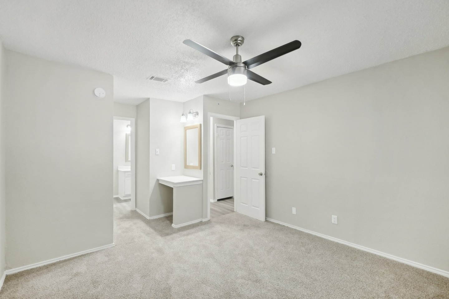 Avalon Villas Image 24