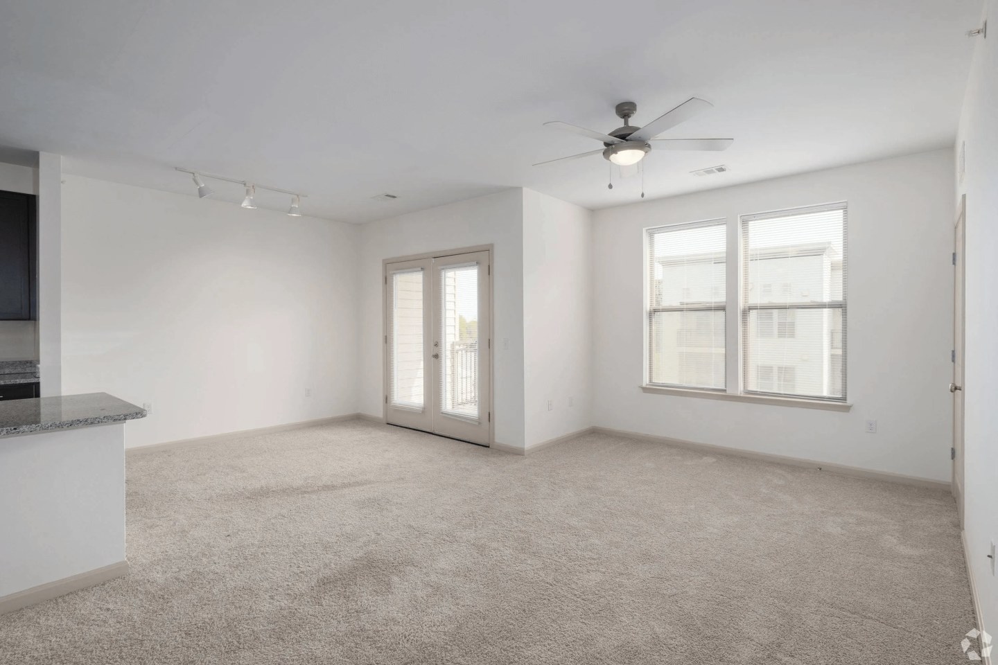 Eastside Flats Apartments Image 4