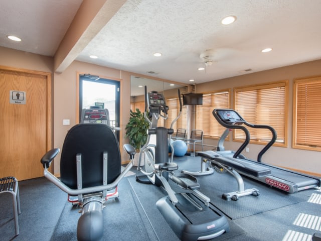 Raintree Apartments Image 18