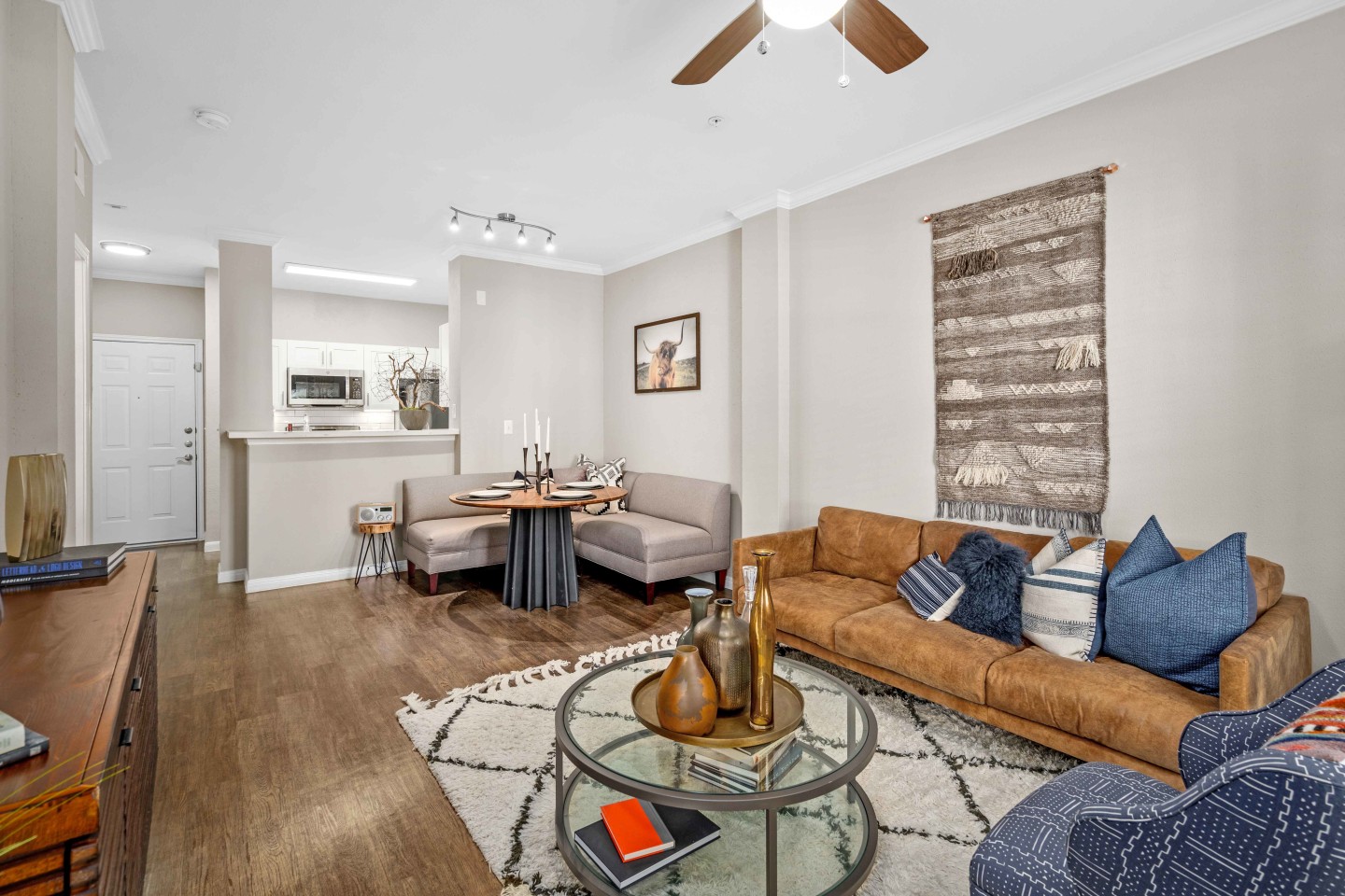 Gables Metropolitan Uptown Image 19