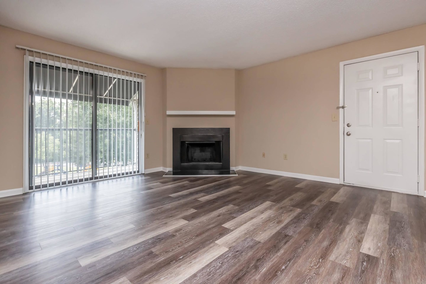 Lake Brandt Apartments Image 2