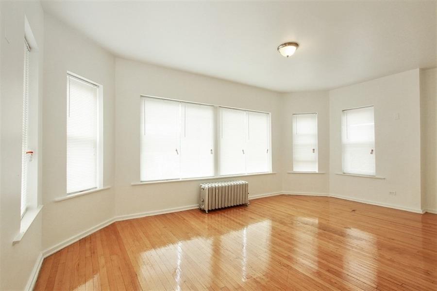 1742 E 72nd St Image 2
