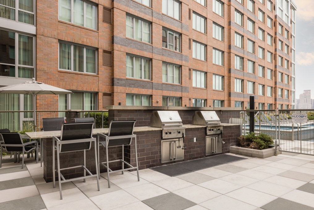 RiverTrace at Port Imperial Image 11