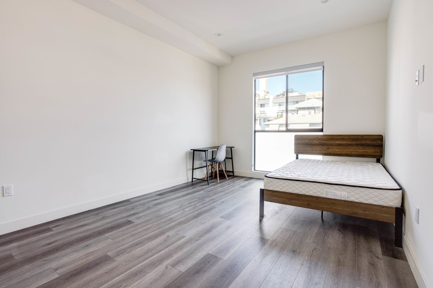 1751 Malcolm Ave - Student Housing Image 40
