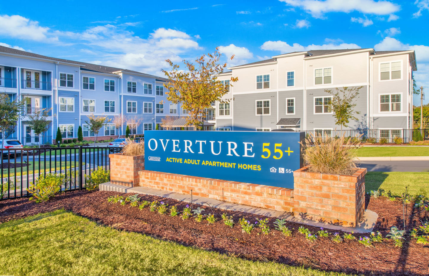 Overture Centennial 55+ Active Adult Apartment Homes Image 1