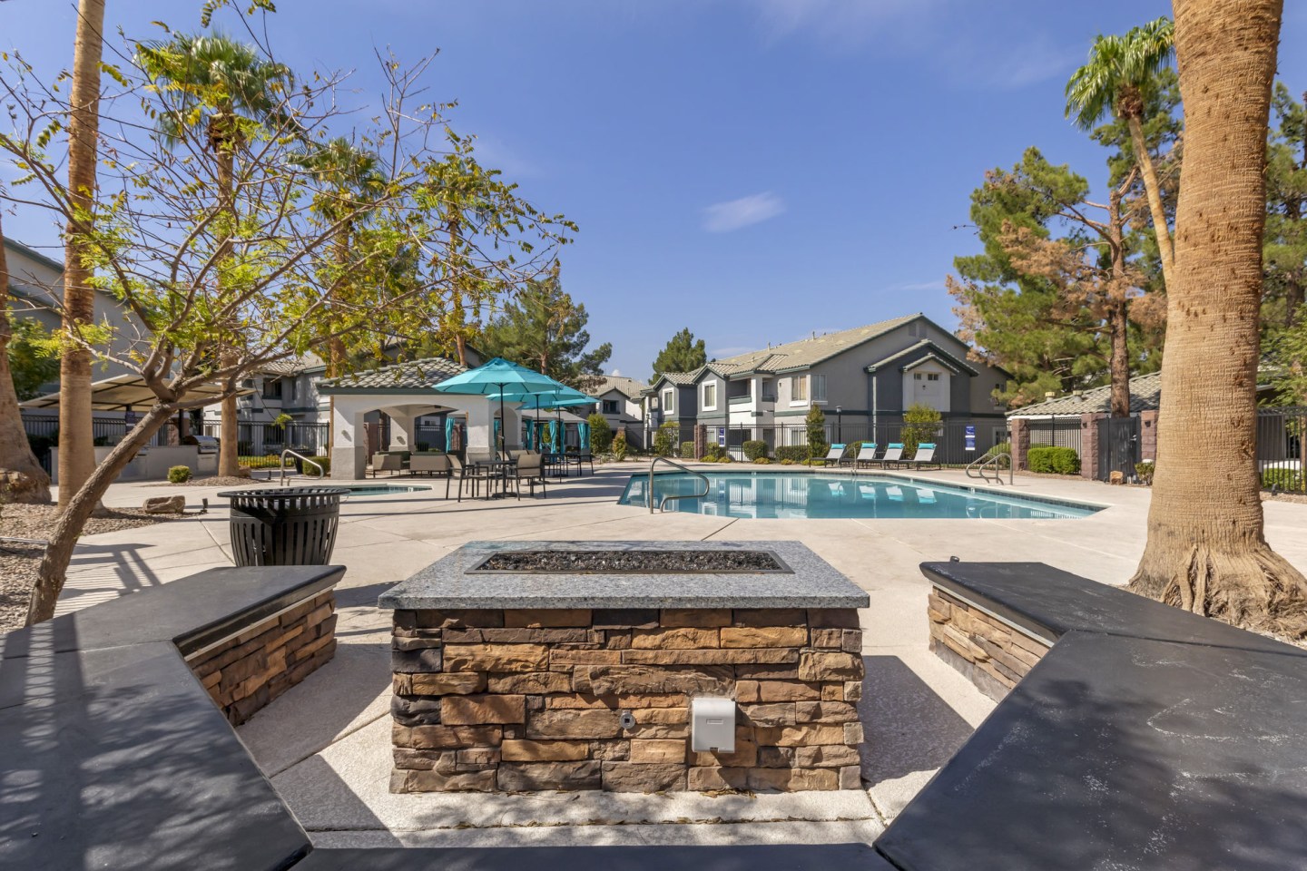 South Valley Ranch Apartments Image 31