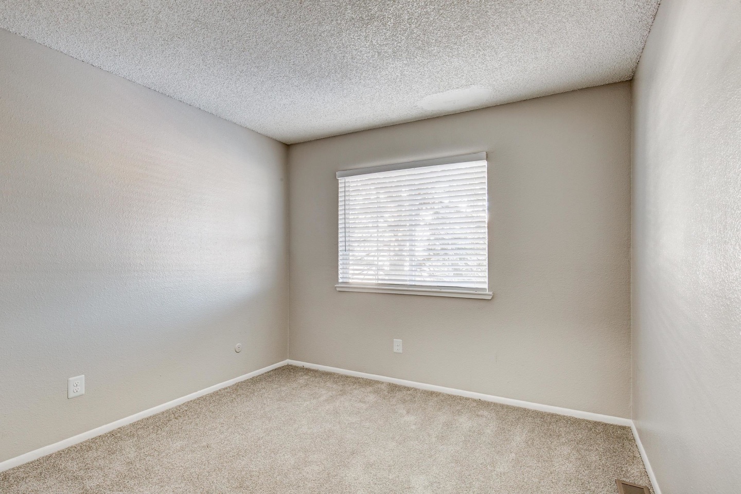 Briar Grove Townhomes Image 175