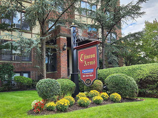 Clinton Arms Image 1