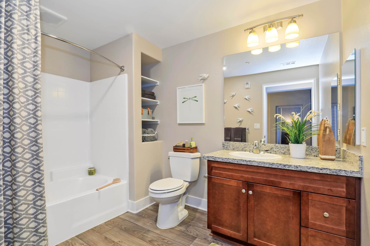 Sendero Gateway Apartment Homes Image 6