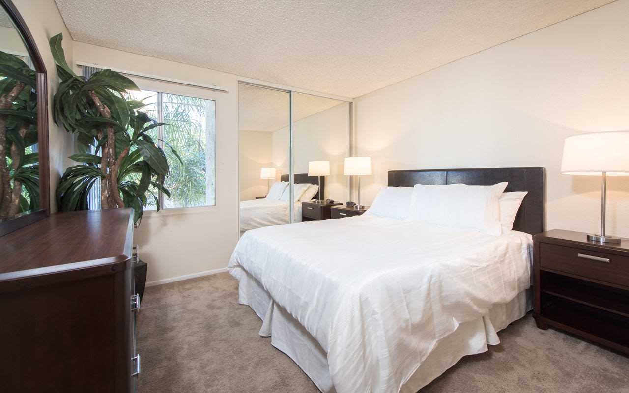 Tarzana Terraces Image 9
