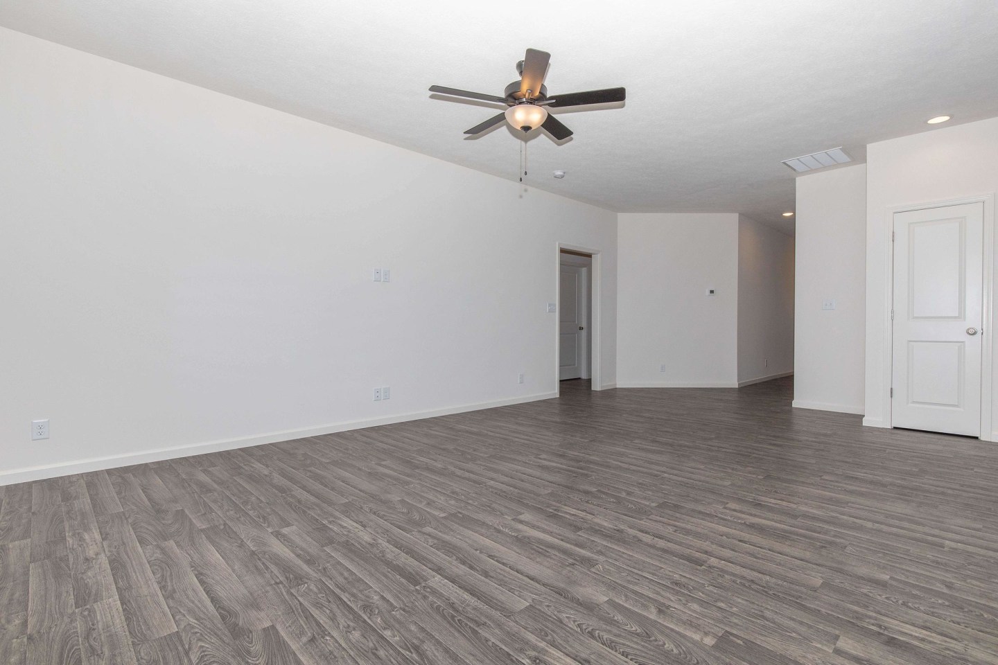 Avalon Bluffs Image 60