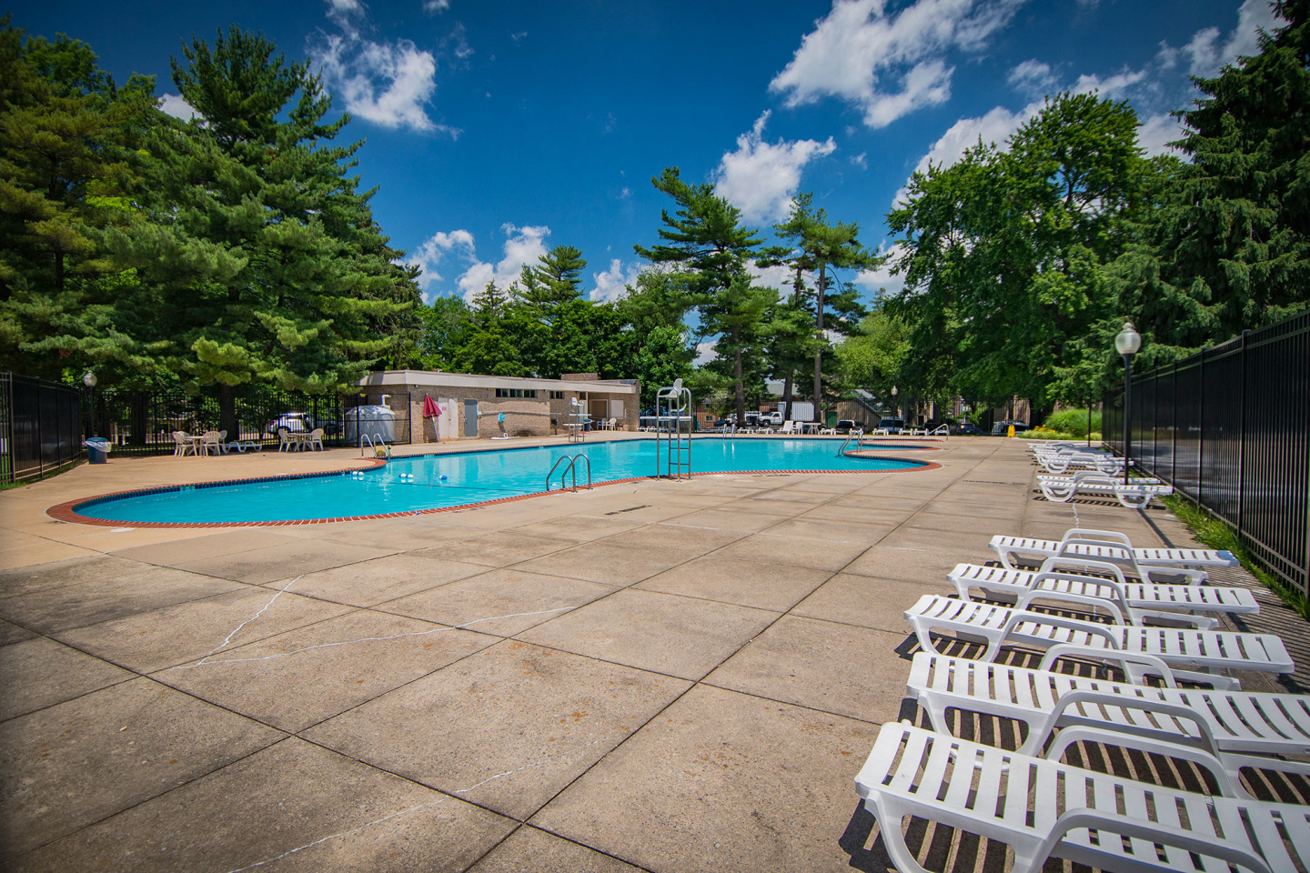 Maplewood Villas Image 1
