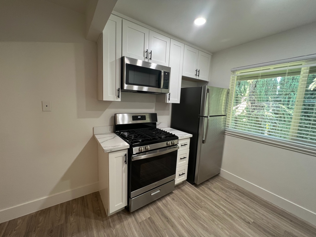 The Chloe Apartments Image 2