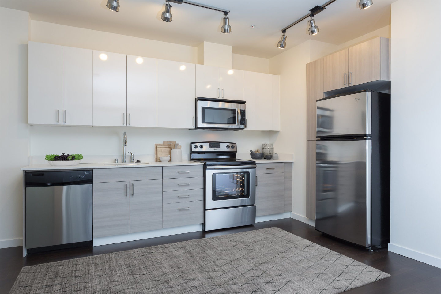 Nine and Pine Apartments Image 3