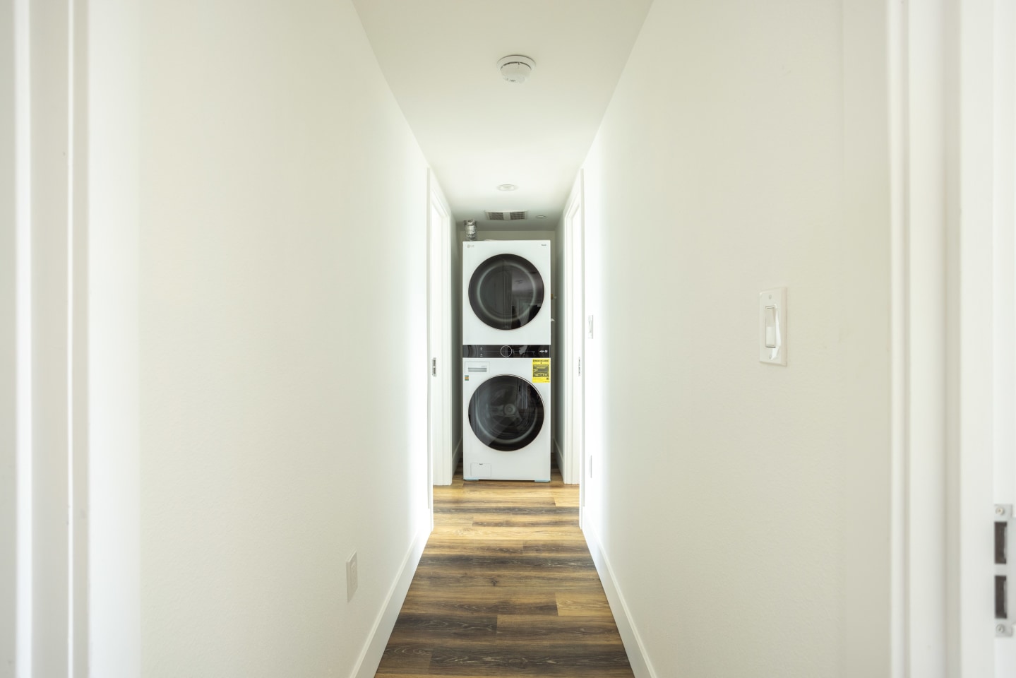 1458 W 37th Street - Co-Living Housing Image 9