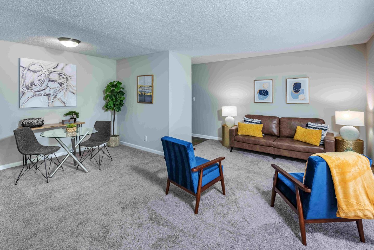 Grand Arbor Reserve Apartment Homes Image 2